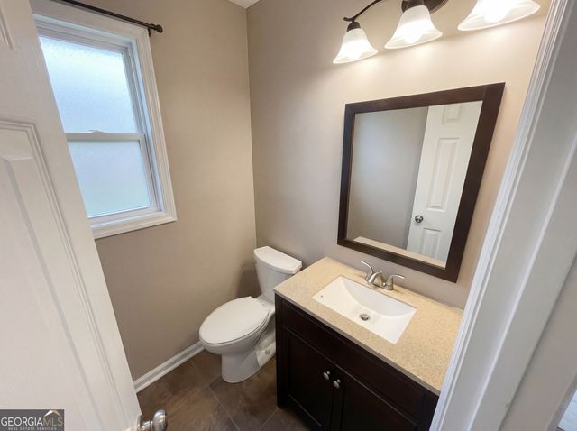 70 Sunny Brook Drive, Newnan, GA 30263