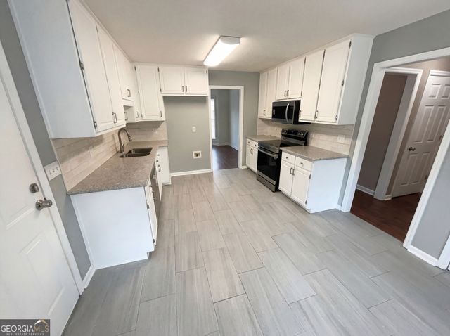 70 Sunny Brook Drive, Newnan, GA 30263