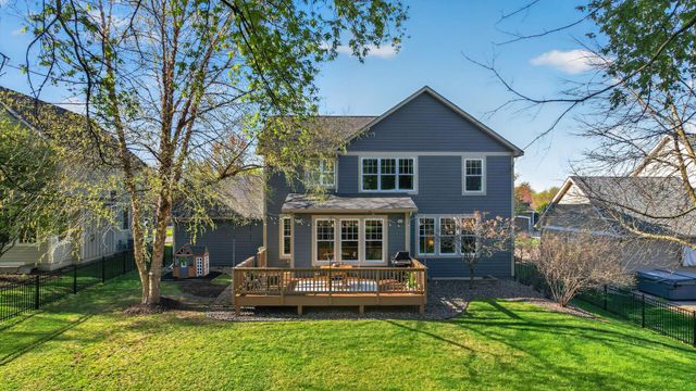 2344 Fieldstone Curve, Woodbury, MN 55129