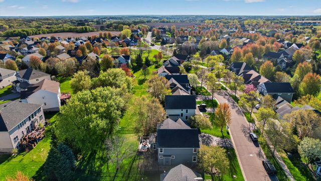 2344 Fieldstone Curve, Woodbury, MN 55129