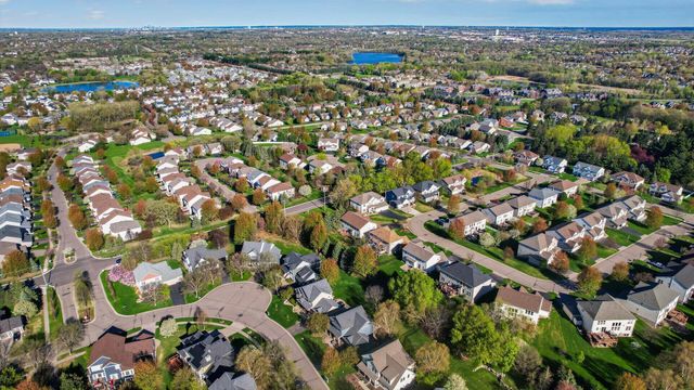2344 Fieldstone Curve, Woodbury, MN 55129