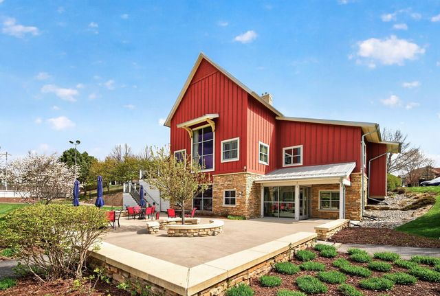 2344 Fieldstone Curve, Woodbury, MN 55129