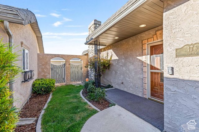 476 W COBBLESTONE DR, Providence, UT 84332
