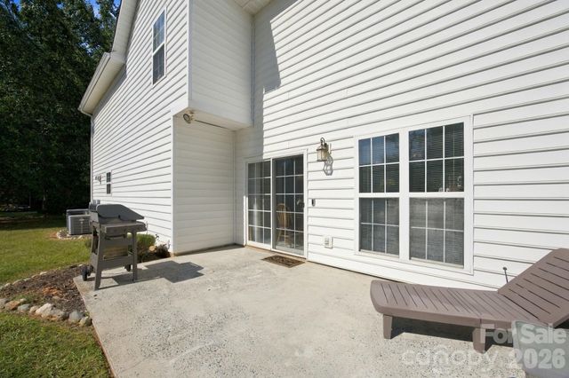 2807 Edgebrook Circle, Matthews, NC 28105
