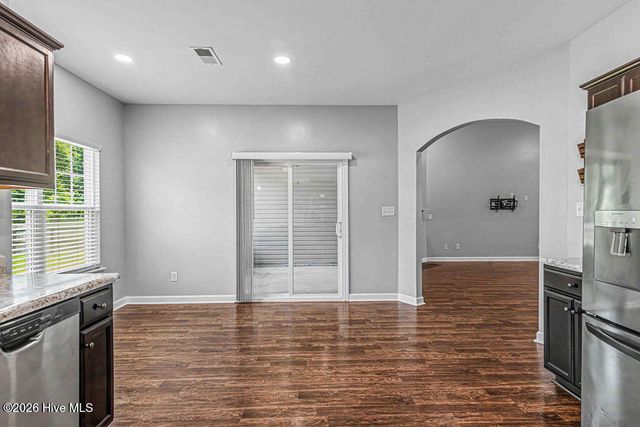 125 Bridgeport Drive, Sneads Ferry, NC 28460