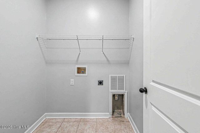 125 Bridgeport Drive, Sneads Ferry, NC 28460