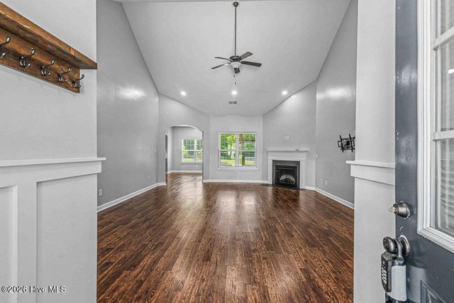 125 Bridgeport Drive, Sneads Ferry, NC 28460