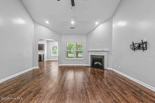 125 Bridgeport Drive, Sneads Ferry, NC 28460