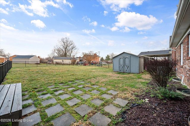 9903 Welshpool Ct, Louisville, KY 40299