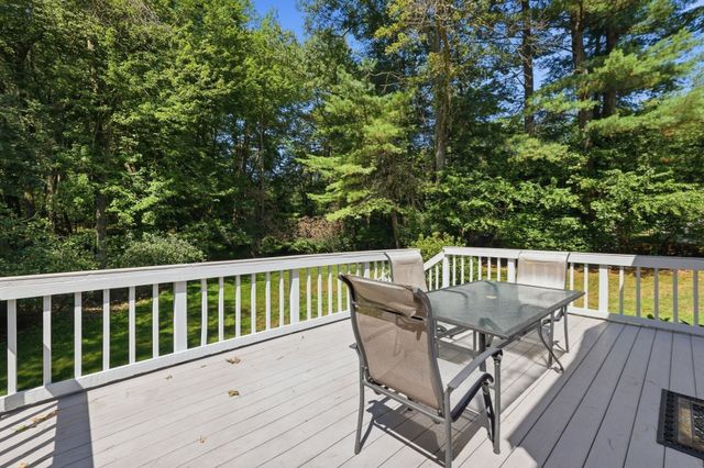 5 Regis Rd, Andover, MA 01810