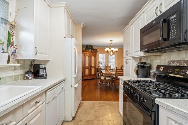 126 Oakland Avenue, West Hempstead, NY 11552