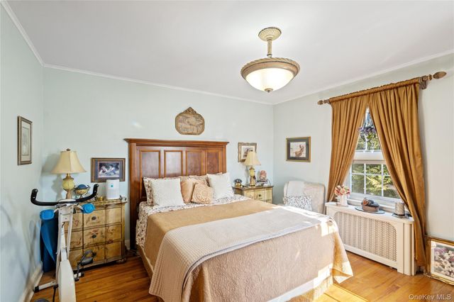 126 Oakland Avenue, West Hempstead, NY 11552