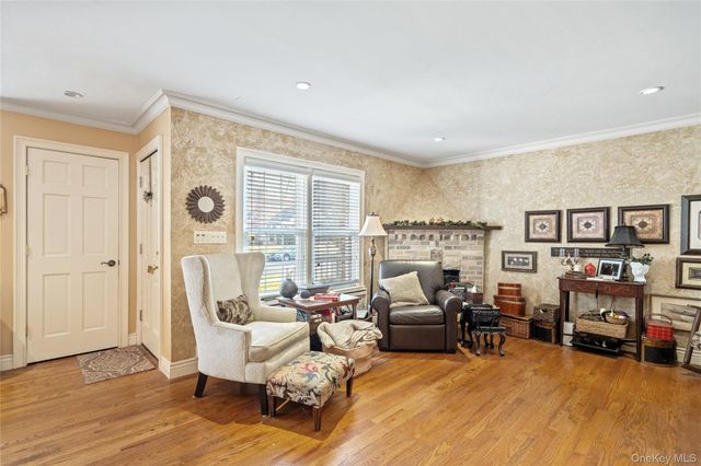 126 Oakland Avenue, West Hempstead, NY 11552