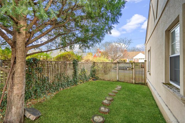 126 Oakland Avenue, West Hempstead, NY 11552