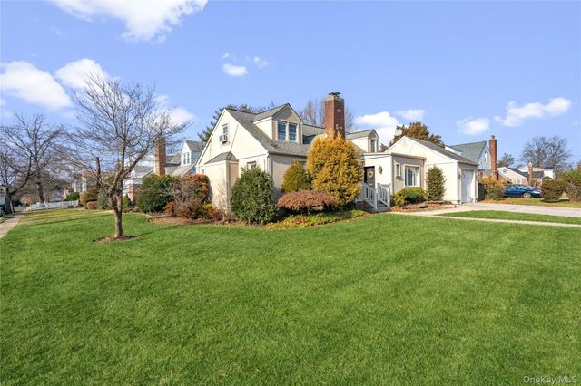 126 Oakland Avenue, West Hempstead, NY 11552