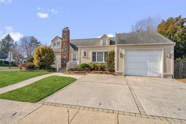 126 Oakland Avenue, West Hempstead, NY 11552