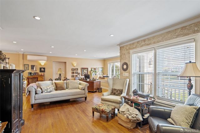 126 Oakland Avenue, West Hempstead, NY 11552