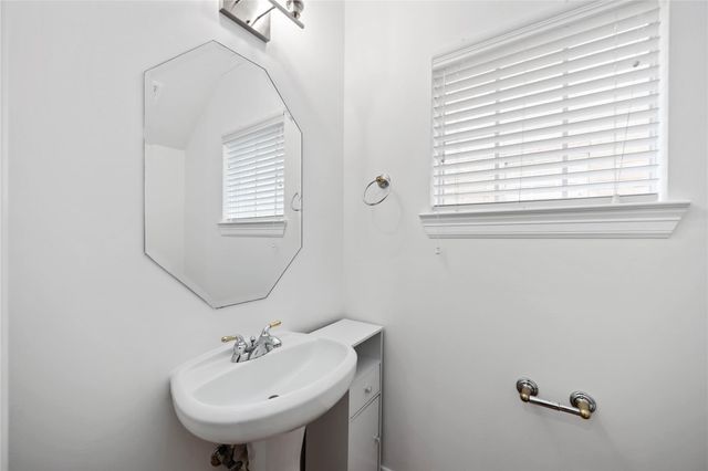 2827 Briarhurst Park, Houston, TX 77057