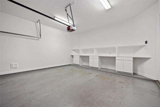 2827 Briarhurst Park, Houston, TX 77057