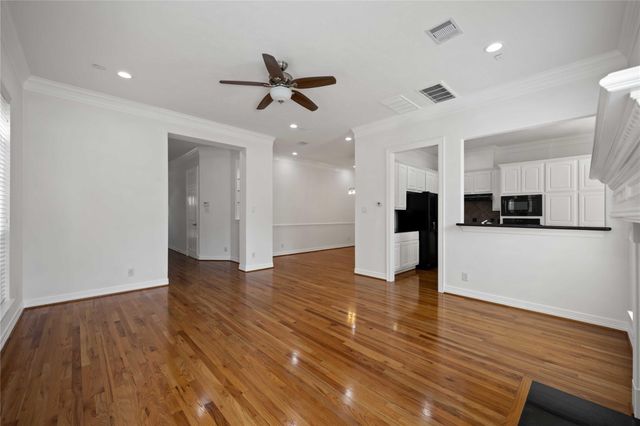 2827 Briarhurst Park, Houston, TX 77057