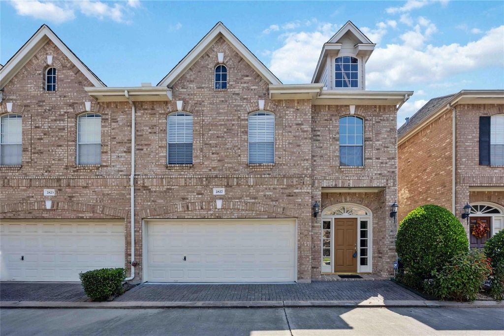 2827 Briarhurst Park, Houston, TX 77057