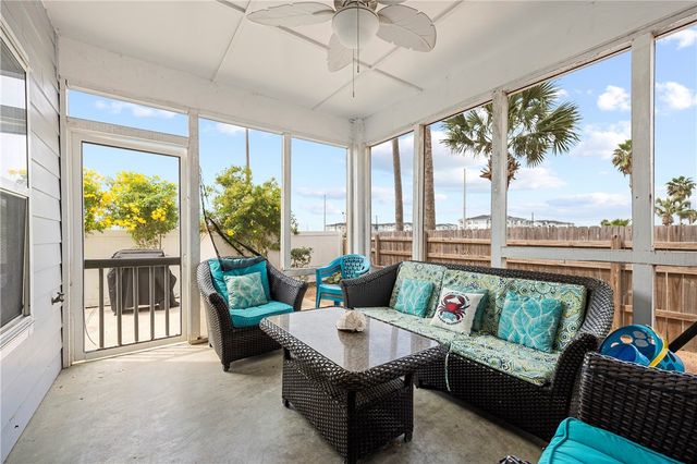 2606 S 11th St 17, Port Aransas, TX 78373