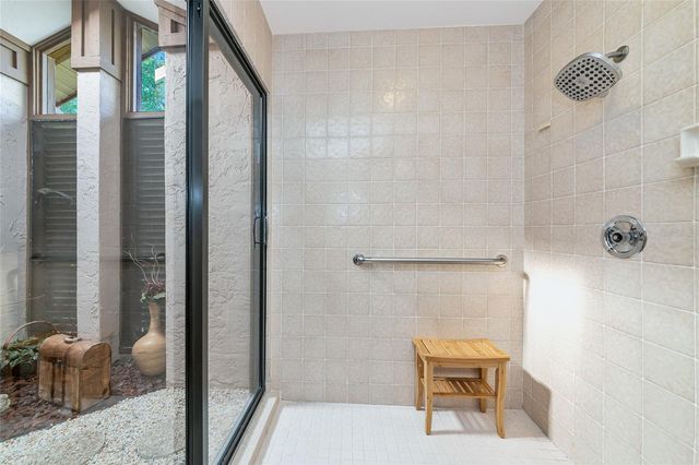 6976 COUNTRY LAKES CIRCLE, Sarasota, FL 34243