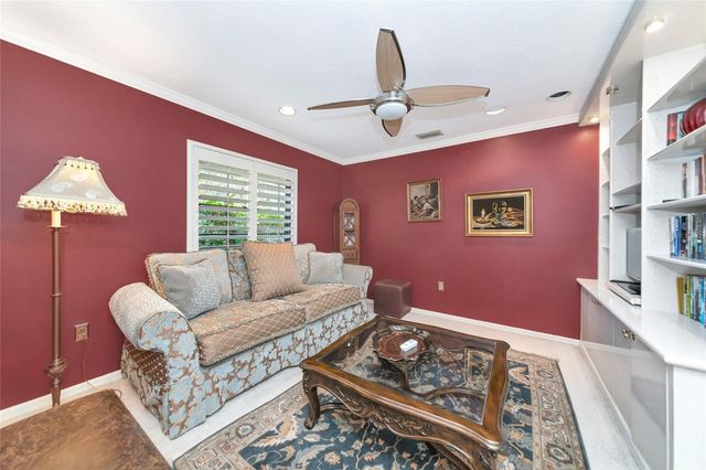 6976 COUNTRY LAKES CIRCLE, Sarasota, FL 34243
