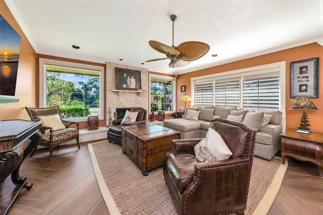 6976 COUNTRY LAKES CIRCLE, Sarasota, FL 34243
