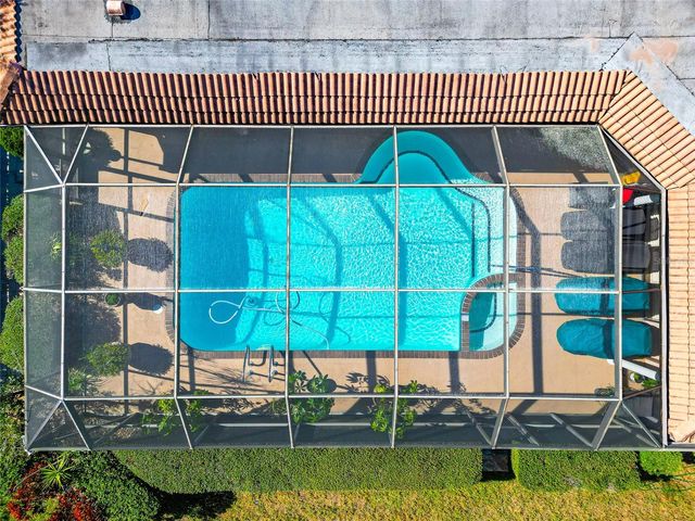 6976 COUNTRY LAKES CIRCLE, Sarasota, FL 34243