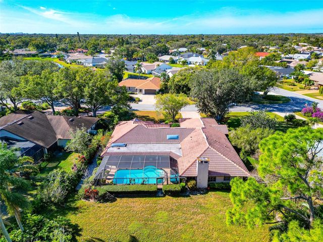 6976 COUNTRY LAKES CIRCLE, Sarasota, FL 34243