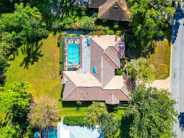 6976 COUNTRY LAKES CIRCLE, Sarasota, FL 34243