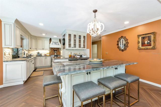 6976 COUNTRY LAKES CIRCLE, Sarasota, FL 34243