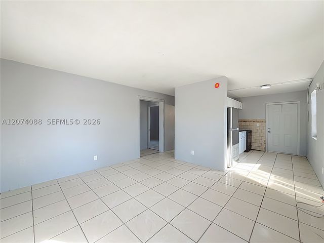 2408 NW 8th St, Pompano Beach, FL 33069