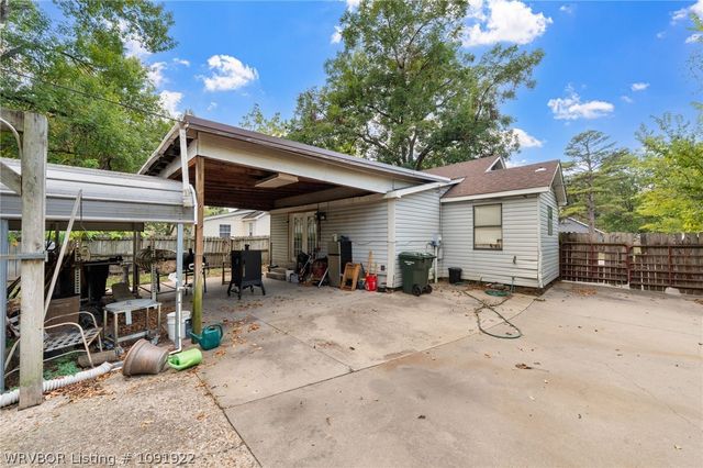 1310 N 34th Street, Fort Smith, AR 72904