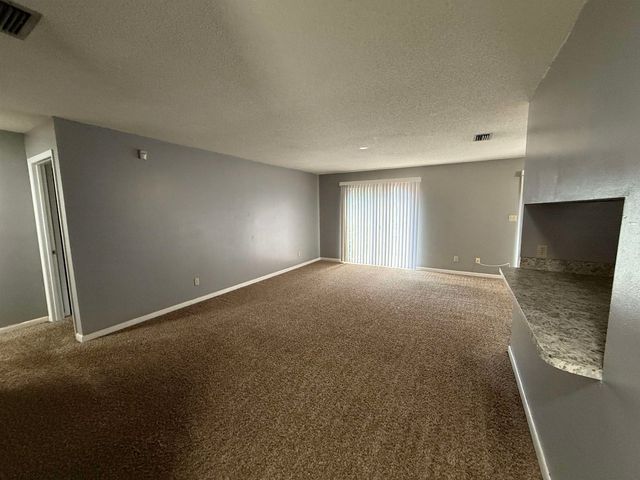 258 N Villas Ct Apt A, Tallahassee, FL 32303