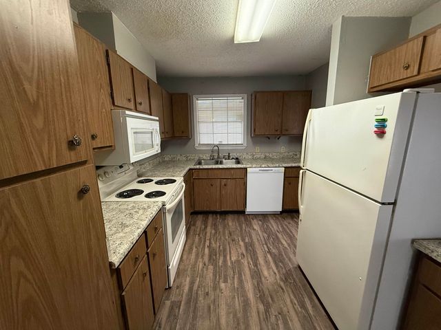 258 N Villas Ct Apt A, Tallahassee, FL 32303