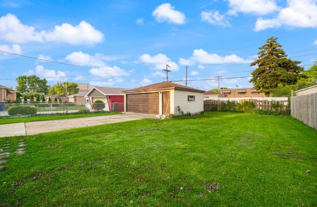 8937 49TH Avenue, Oak Lawn, IL 60453