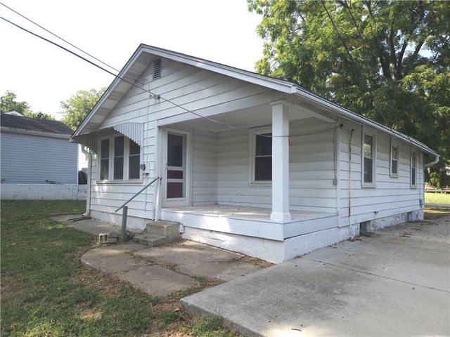 421 E Angus Street, Independence, MO 64055