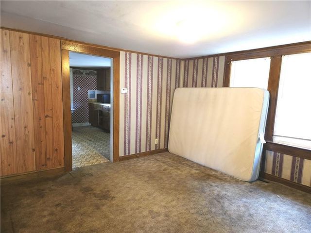 421 E Angus Street, Independence, MO 64055