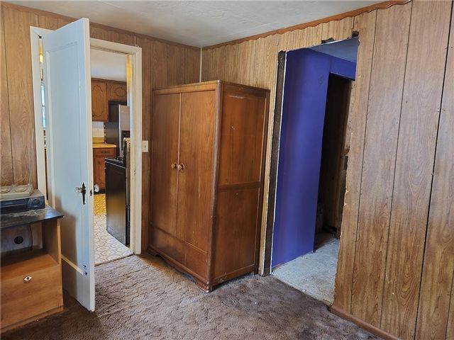 421 E Angus Street, Independence, MO 64055