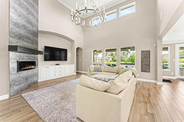 42 Shallowford Place, Tomball, TX 77375