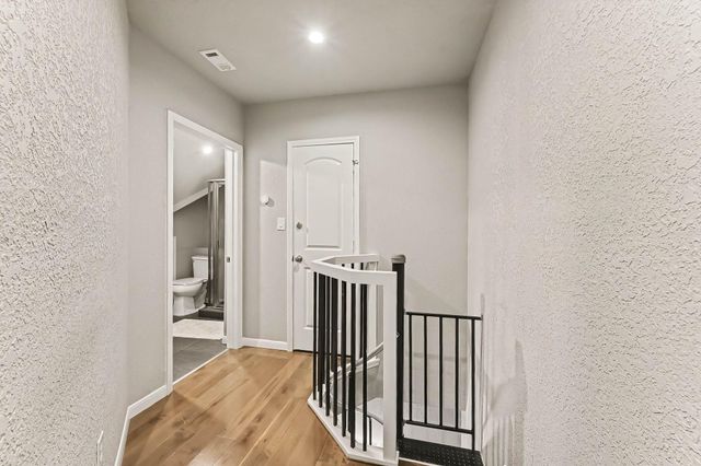 42 Shallowford Place, Tomball, TX 77375