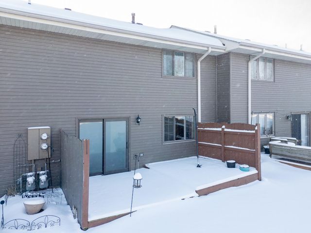 8323 Fairbanks Street 3e, Crown Point, IN 46307