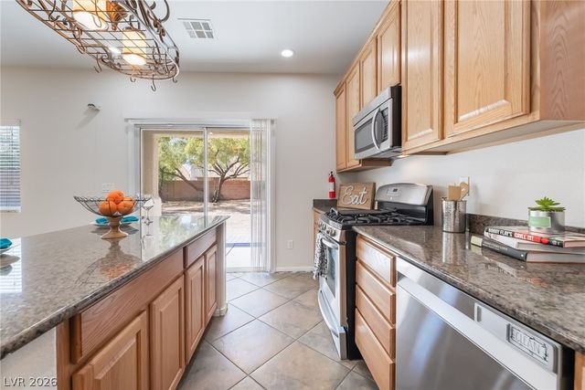 120 Sharp Edge Avenue, North Las Vegas, NV 89031