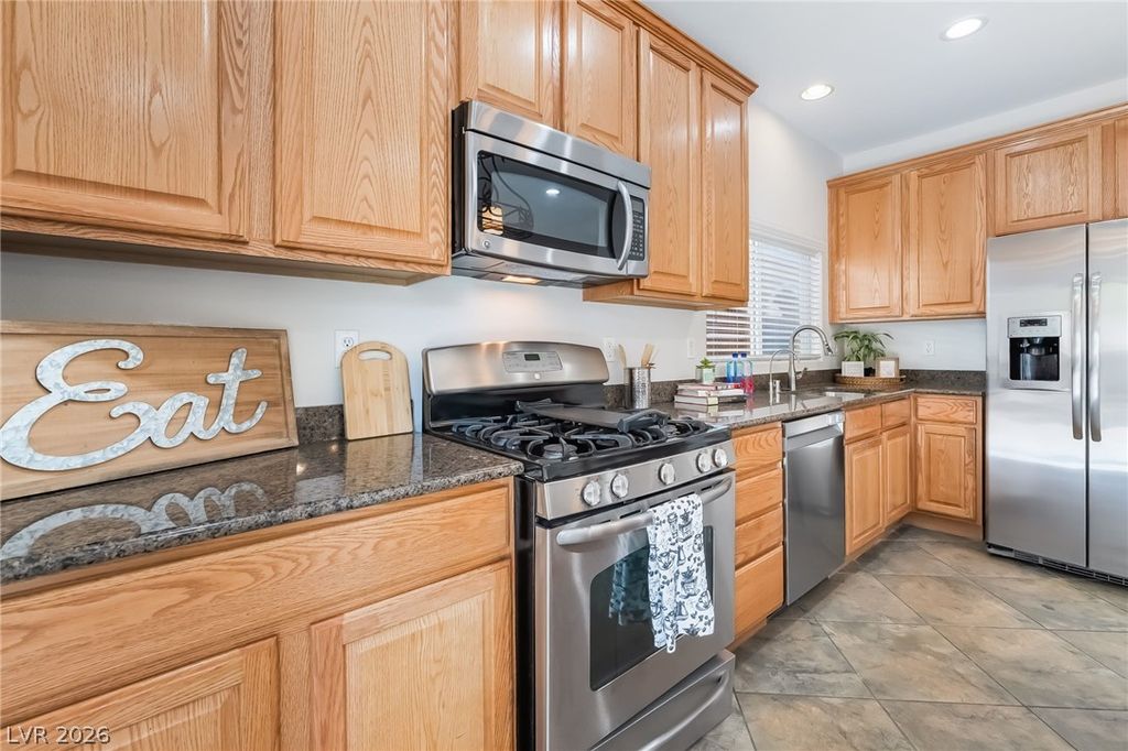 120 Sharp Edge Avenue, North Las Vegas, NV 89031