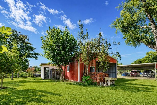5831 Fm 2218 Road, Pleak, TX 77469