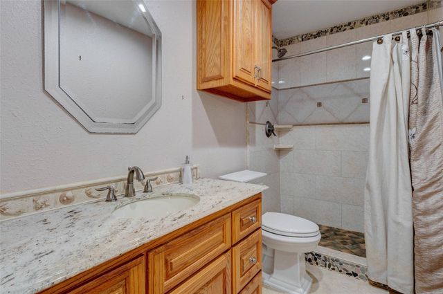 5831 Fm 2218 Road, Pleak, TX 77469