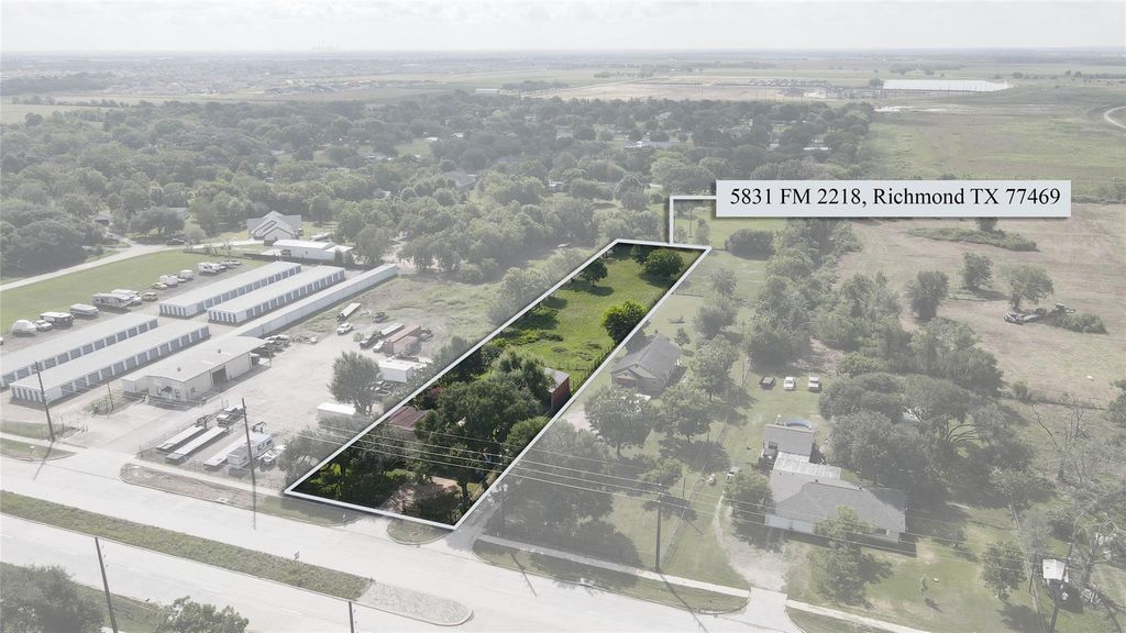 5831 Fm 2218 Road, Pleak, TX 77469