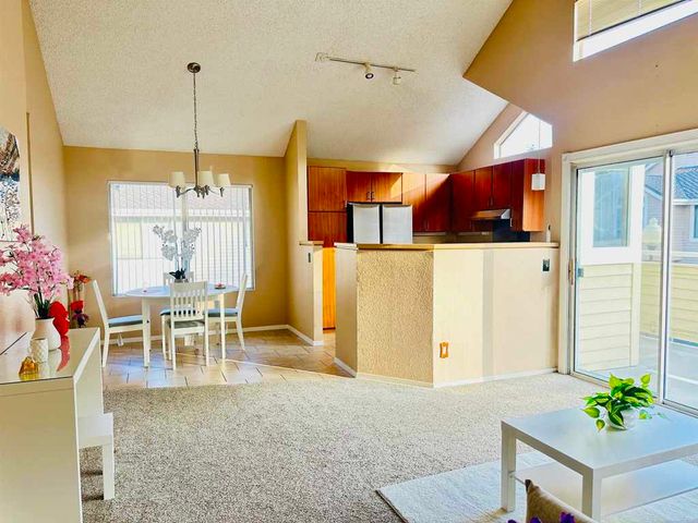 161 Seaway Ct, Hercules, CA 94547